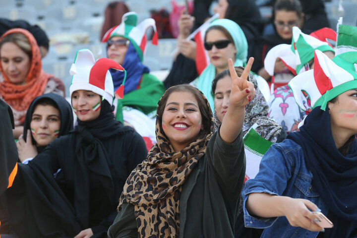 نامه‌ فیفا خوشایند نبود؛ حضور بانوان فقط در یک دیدار!
