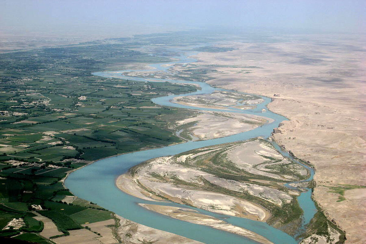 طالبان می‌خواهد آب هیرمند را به ایران بفروشد/اشرف غنی گفته بود ایران در ازای آب، نفت بدهد