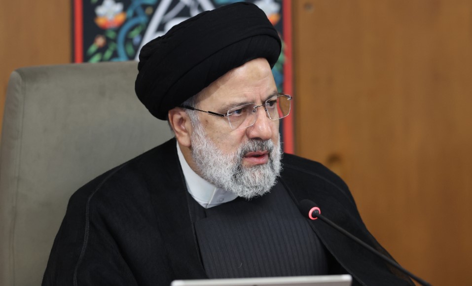 رئیسی: دشمن در حال تطهیر خاندان پهلوی است رئیسی: دشمن در حال تطهیر خاندان پهلوی است