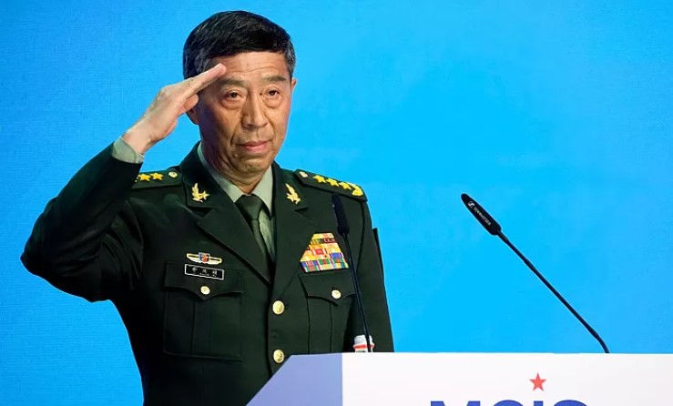 ناپدیدشدن وزیر دفاع چین؛ سلامتی یا حبس خانگی؟