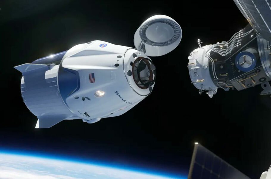 «یاسمین مقبلی» به ایستگاه فضایی بین‌المللی رسید