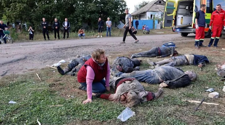 حمله وحشیانه روسیه به شرق اوکراین؛ ۵۰ نفر و یک کودک کشته شدند