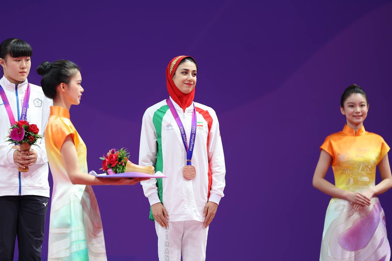 بازی‌های هانگژو؛ اولین مدال برای زنان ایران/ انصراف صفی در تنیس، سلحشوری برنزی شد
