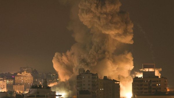دولت ایران: جنایت شنیع بمباران بیمارستان غزه را محکوم می‌کنیم
