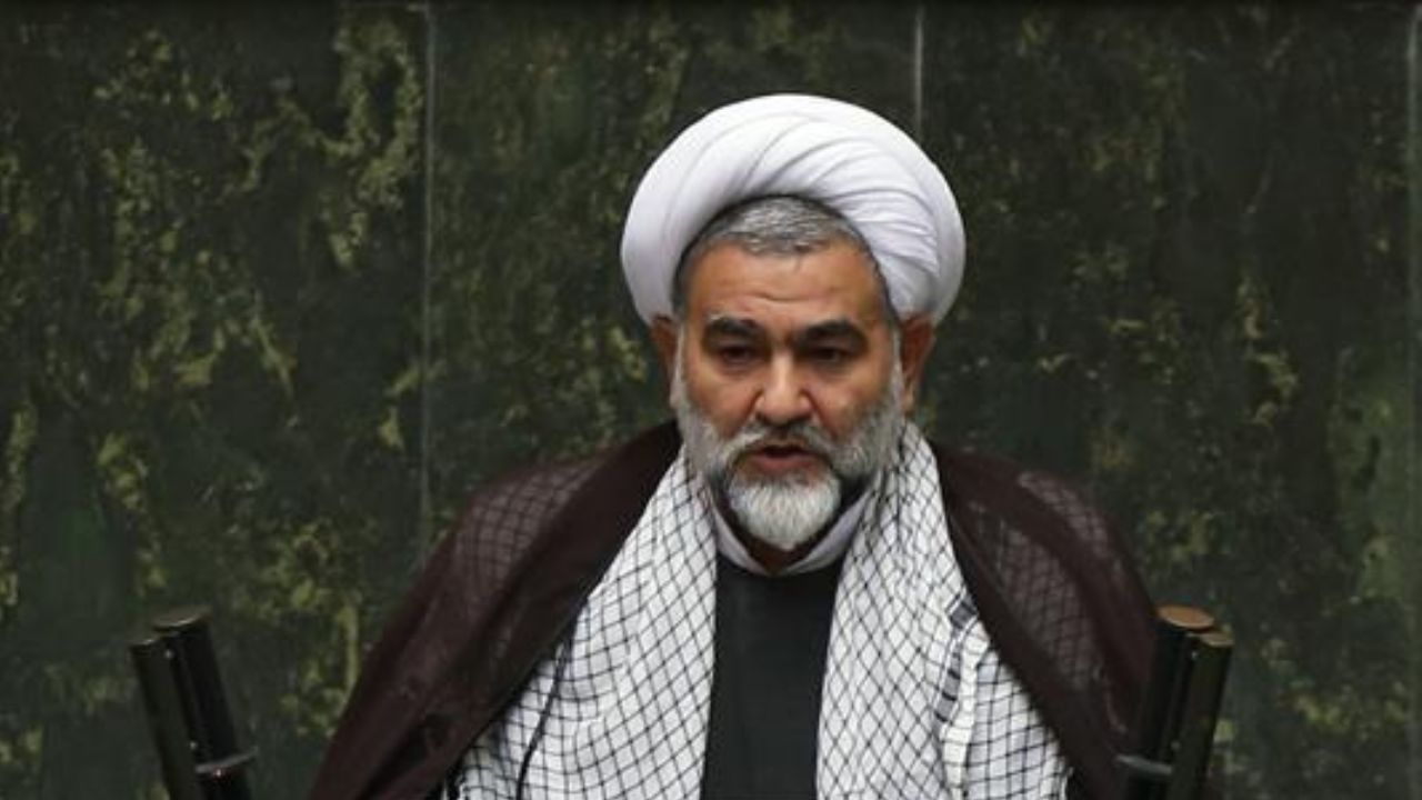 آمریکا وارد جنگ شود، تنگه هرمز را می‌بندیم