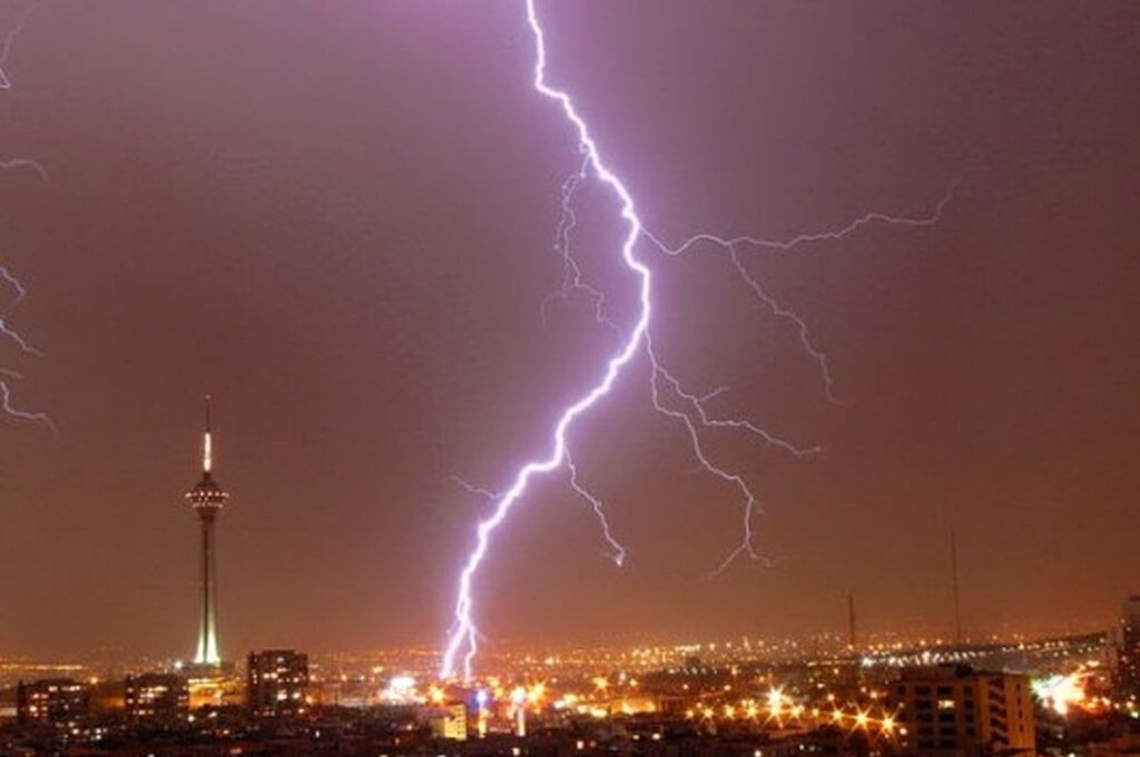 هوای تهران؛ منتظر باران و رعدوبرق باشید