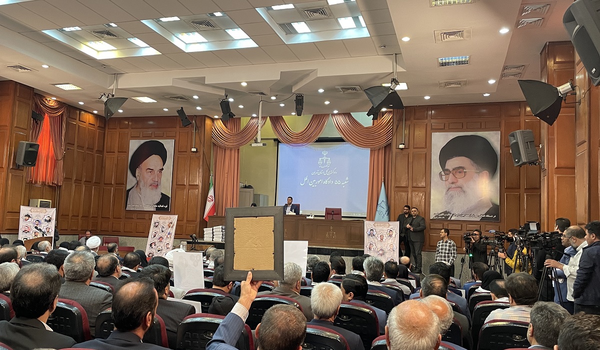 اولین دادگاه رسیدگی به دادخواهی خانواده‌های شهدای مدافع حرم برگزار شد
