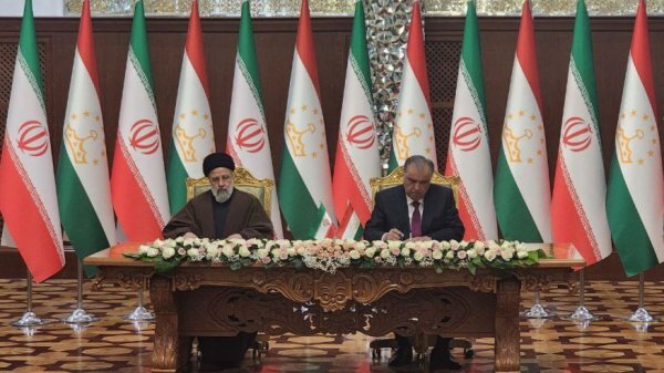 امضای ١٨ سند میان ایران و تاجیکستان
