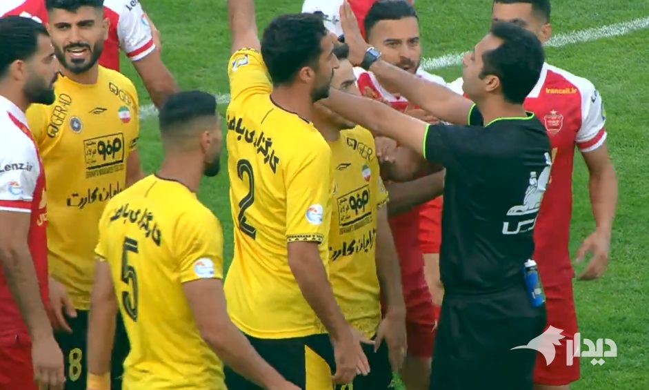 گزارش زنده؛ سپاهان ۰ - پرسپولیس ۰