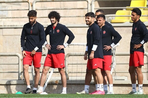 شکاف بین بازیکنان و باشگاه/ حرکت پرسپولیس به سمت روز‌های بحرانی
