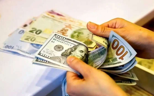 قیمت دلار؛ رشد چراغ خاموش انواع ارز