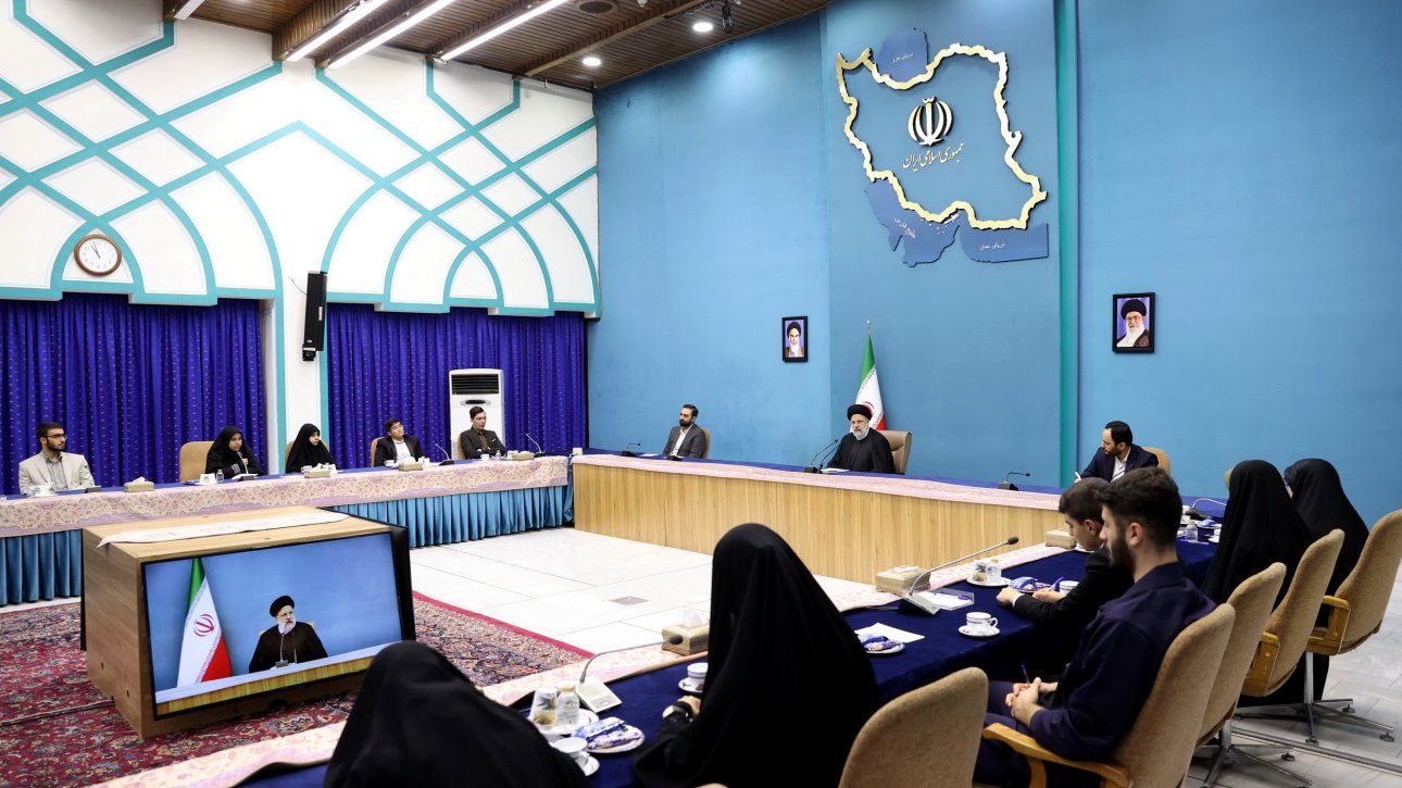 تاکید رئیسی بر استفاده از ظرفیت نوجوانان در دیپلماسی عمومی تاکید رئیسی بر استفاده از ظرفیت نوجوانان در دیپلماسی عمومی