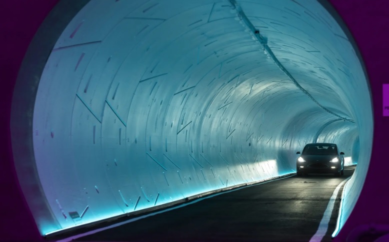 حفر ۳٫۸ کیلومتر تونل زیرزمینی؛ «ایلان ماسک» به‌دنبال چیست؟