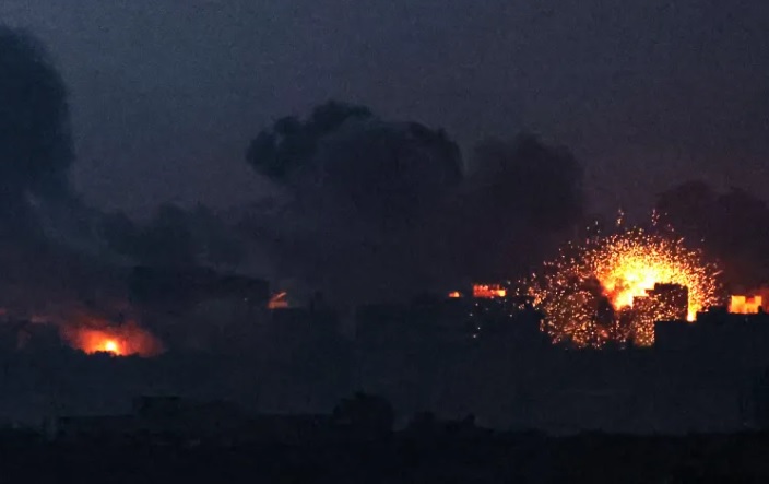 لحظه به لحظه با «طوفان الاقصی»؛ حمله مرگبار اسرائیل به جنوب غزه