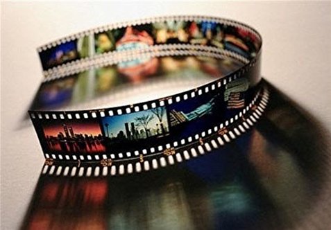 دوپردهی سیاست و سینما؛ در یک نگاه