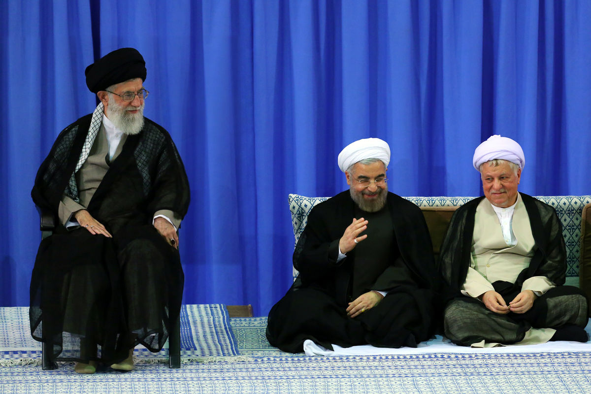 چرا ثبت نام روحانی در خبرگان همه را شوکه کرده؟