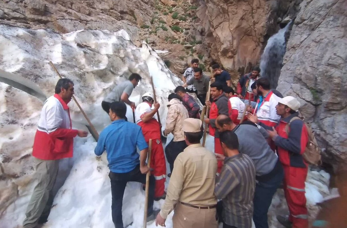 سه جسد دیگر کوهنوردان پیدا شد