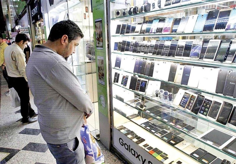 ممنوعیت واردات گوشی‌های دکمه‌ای واقعیت دارد؟