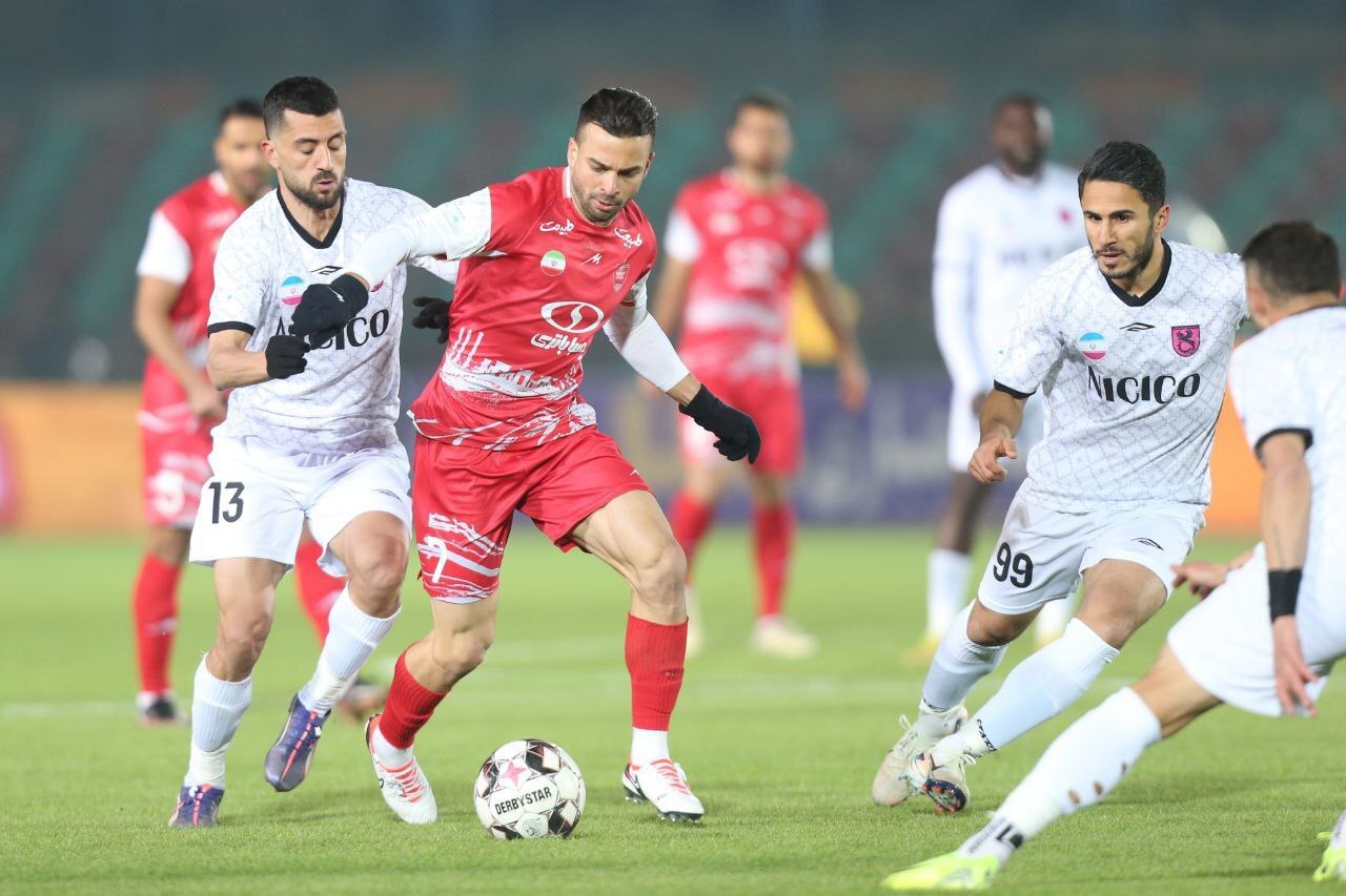 پرسپولیس ۱ - ۳ مس رفسنجان؛ گاریدو با تیم قهرمان چه کرد؟