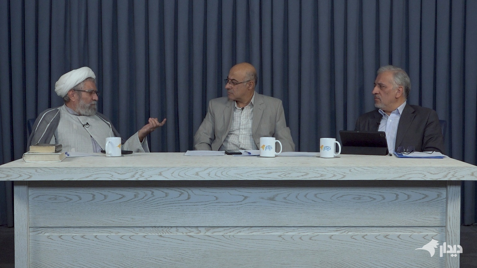 سلیمانی: من چیزی بنام ولایت سیاسی برای پیامبر و امام علی قائل نیستم/علاالمحدثین: اگر فکر کنیم علمِ بسیار، یک مخلوق را خدا می‌کند، خدا را خیلی پایین آوردیم