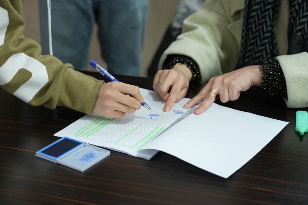 اهدای ۳۷۰۰ دست لباس گرم به کودکان و زنان سرپرست خانوار در ۸ استان کشور