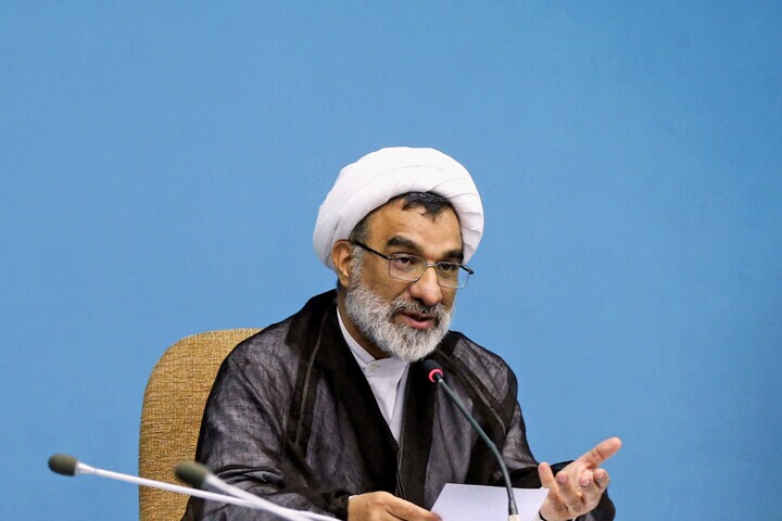 آقایان اجازه کنسرت سالم را نمی‌دهند؛ می‌پرسیم چرا جوانان به سراغ «هوی متال» می‌روند!