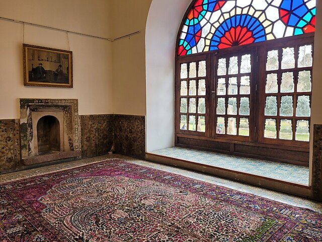 ۲۰ فرش از گنجینه کاخ گلستان رونمایی شد