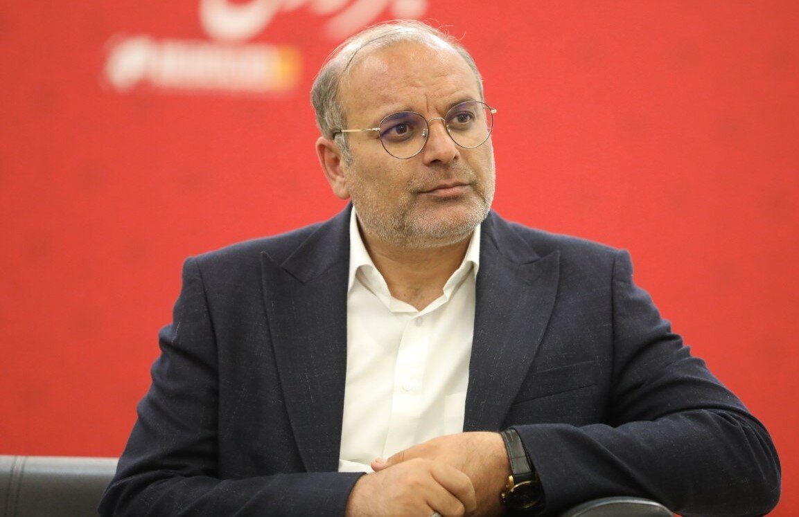 علیآبادی: شان مجلس رعایت نمیشود علیآبادی: شان مجلس رعایت نمیشود