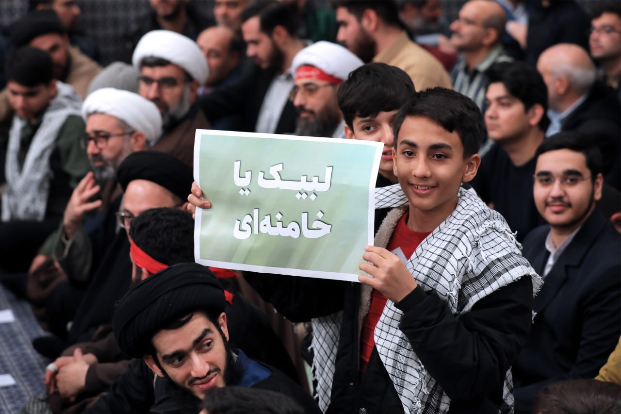 رهبر انقلاب: آمریکا همچنان در آرزوی آن ایران است