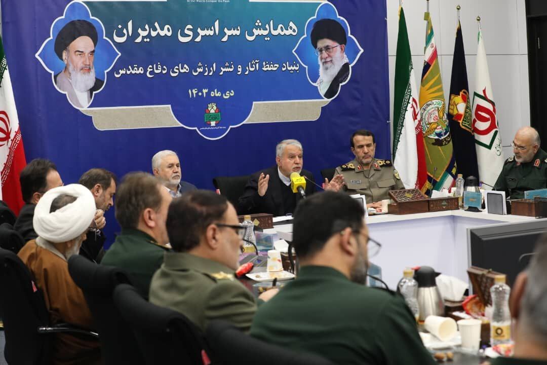 باید نقاط ضعف و کاستی‌های دوران انقلاب را برطرف کنیم