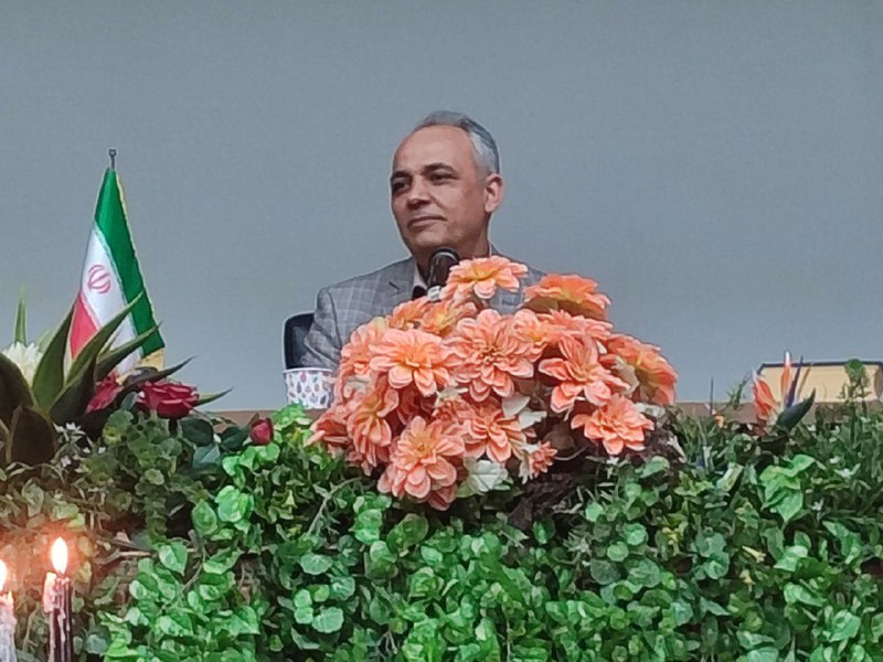 غلامرضا کاشی: رضا رئیس طوسی، از طرف همه سویه‌های جویای قدرت، مهجور بود/ زید آبادی: رئیسی، انسان پاکباخته‌ی شریفی بود که سر در آسمان داشت و تن در خاک