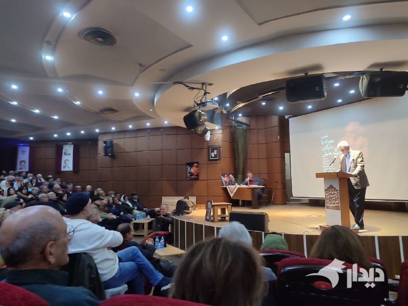 محمد منصور هاشمی:شایگان در دوره دوم حیات فلسفی اش معتقد بود در جامعه ما، فلسفه کانت، بهداشتی‌تر است