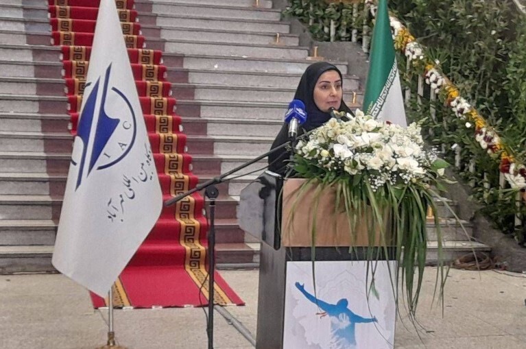 وزیر راه شایعه ارتباط ایران‌ایر با لغو پرواز پاریس را تکذیب کرد