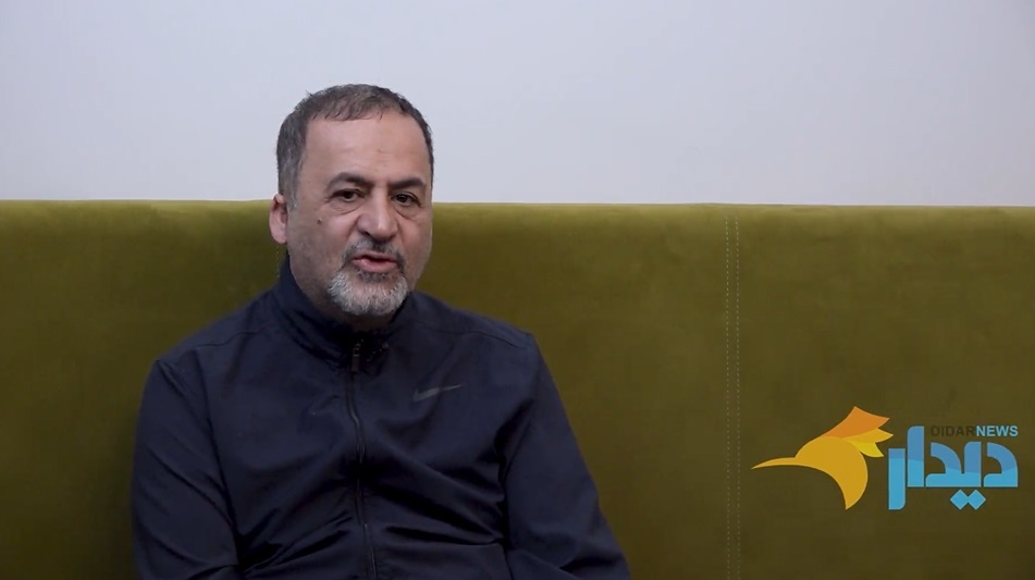 حسین قناعتی از خارج کردن تومور از مغز جنین در رحم مادر می‌گوید