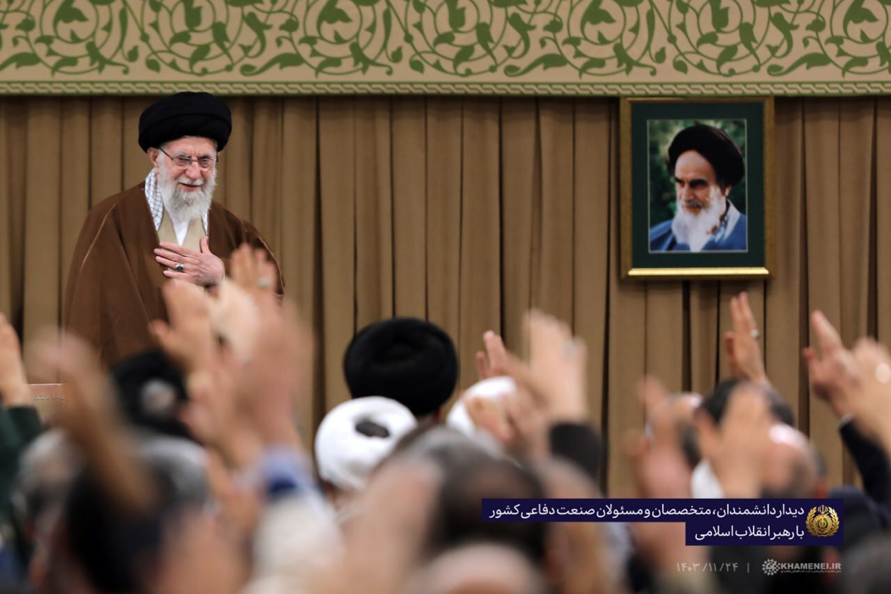 دیدار مسوولان صنعت دفاعی با رهبر انقلاب +ویدیو