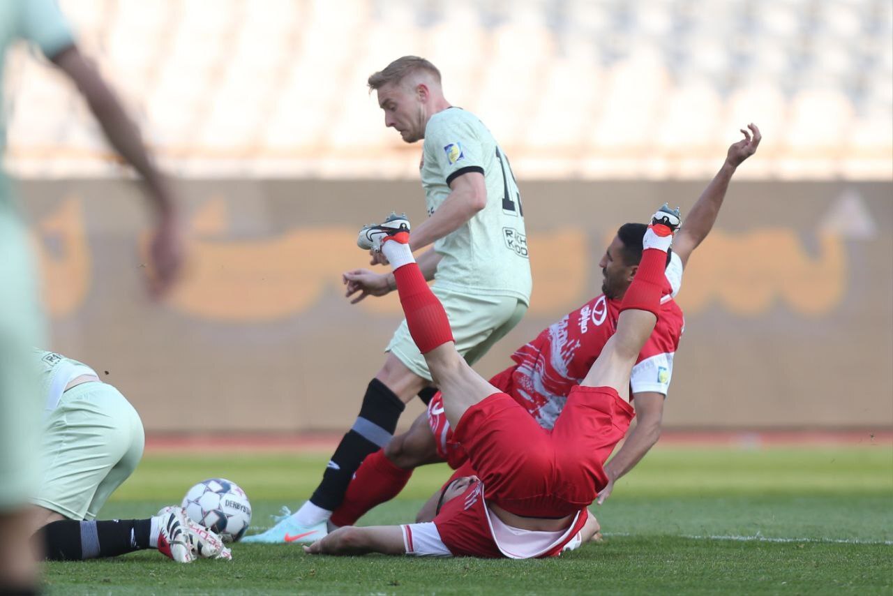 پرسپولیس ۲ - ۰ تراکتور؛ کورس قهرمانی داغ شد!