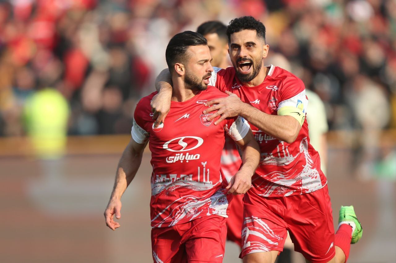 پرسپولیس ۲ - ۰ تراکتور؛ کورس قهرمانی داغ شد!