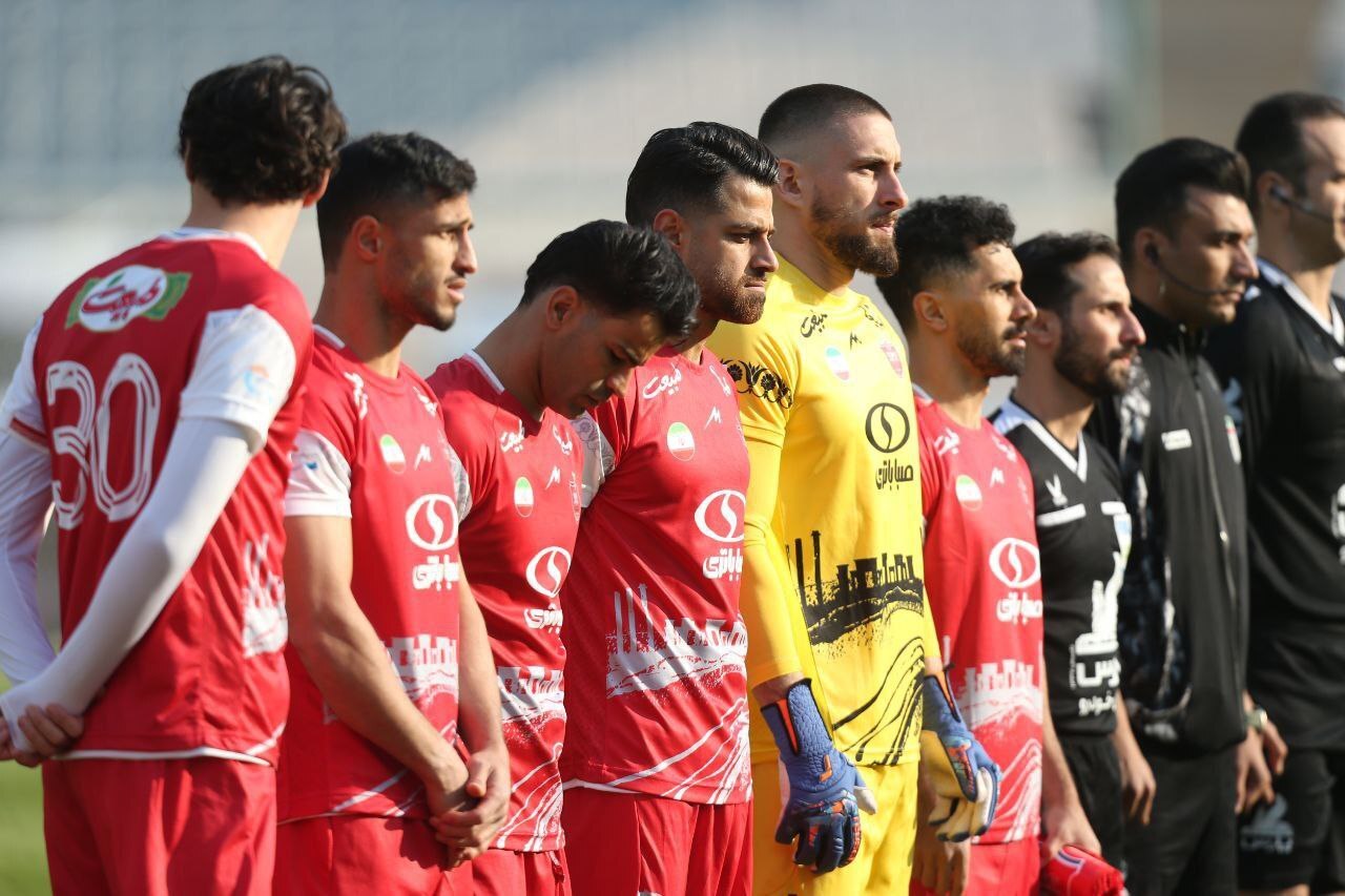 باشگاه پرسپولیس: در حال مذاکره با چند بازیکن خارجی هستیم