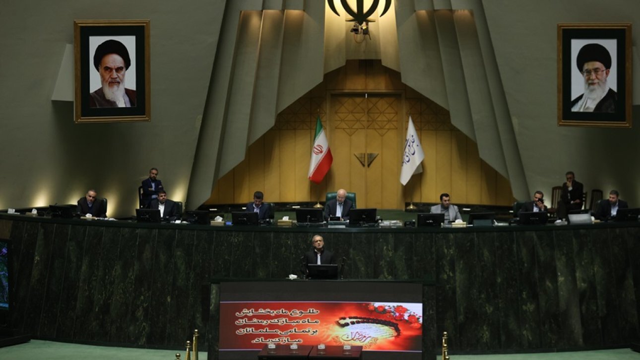 پزشکیان: گفتگو با آمریکا مشکلات را حل می‌کند/ وقتی رهبری گفتند نباید گفتگو کرد، گفتیم چشم