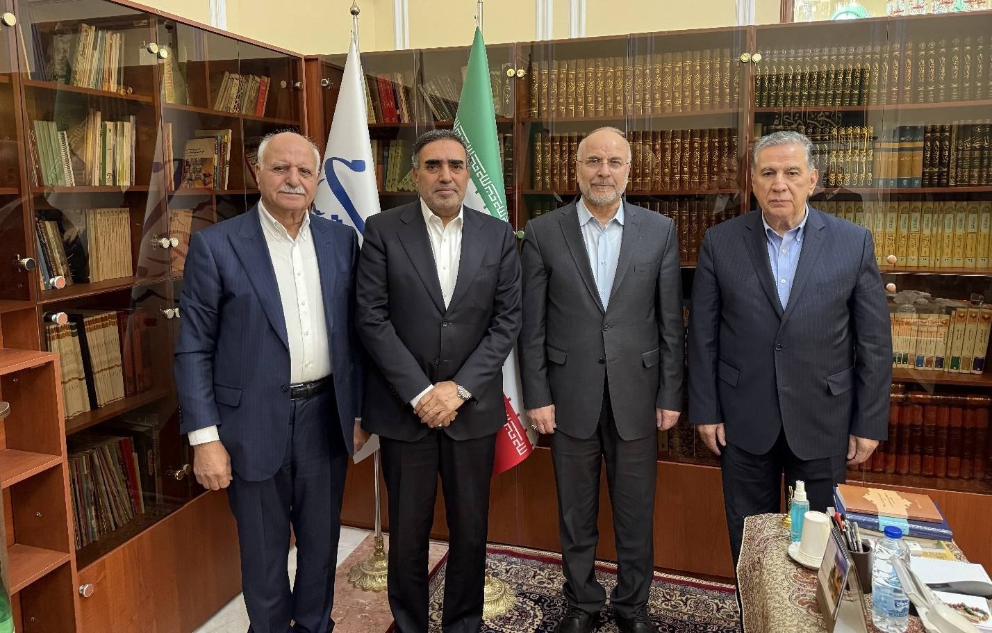 قالیباف: دولت باید از بنگاه‌داری خارج شود/ جلوگیری از فشار به کارگران و مستمری‌بگیران