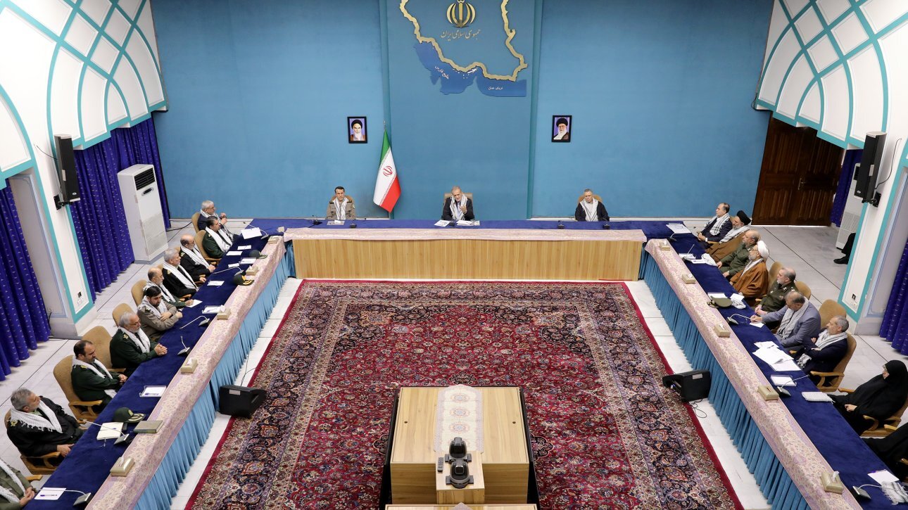 پیام رئیس‌جمهور به تندروها؛ شهدا با زور و اجبار به دنبال تحمیل عقاید خود به مردم نبودند