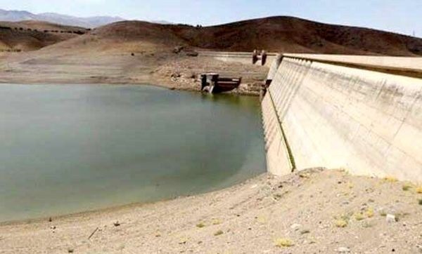 هم سدها خالی است، هم مصرف‌ بالاست