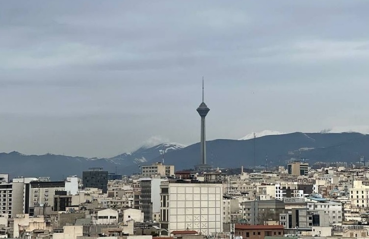 هوای تهران مطلوب نیست