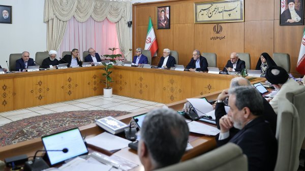 تاکید بر ضرورت اطلاع‌رسانی از اقدامات دستگاه‌ها در مبارزه با قاچاق کالا و سوخت