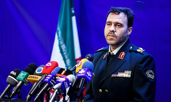 پیوند گرمیِ آتش چهارشنبه‌سوری به شیرینیِ تحویل سال جدید