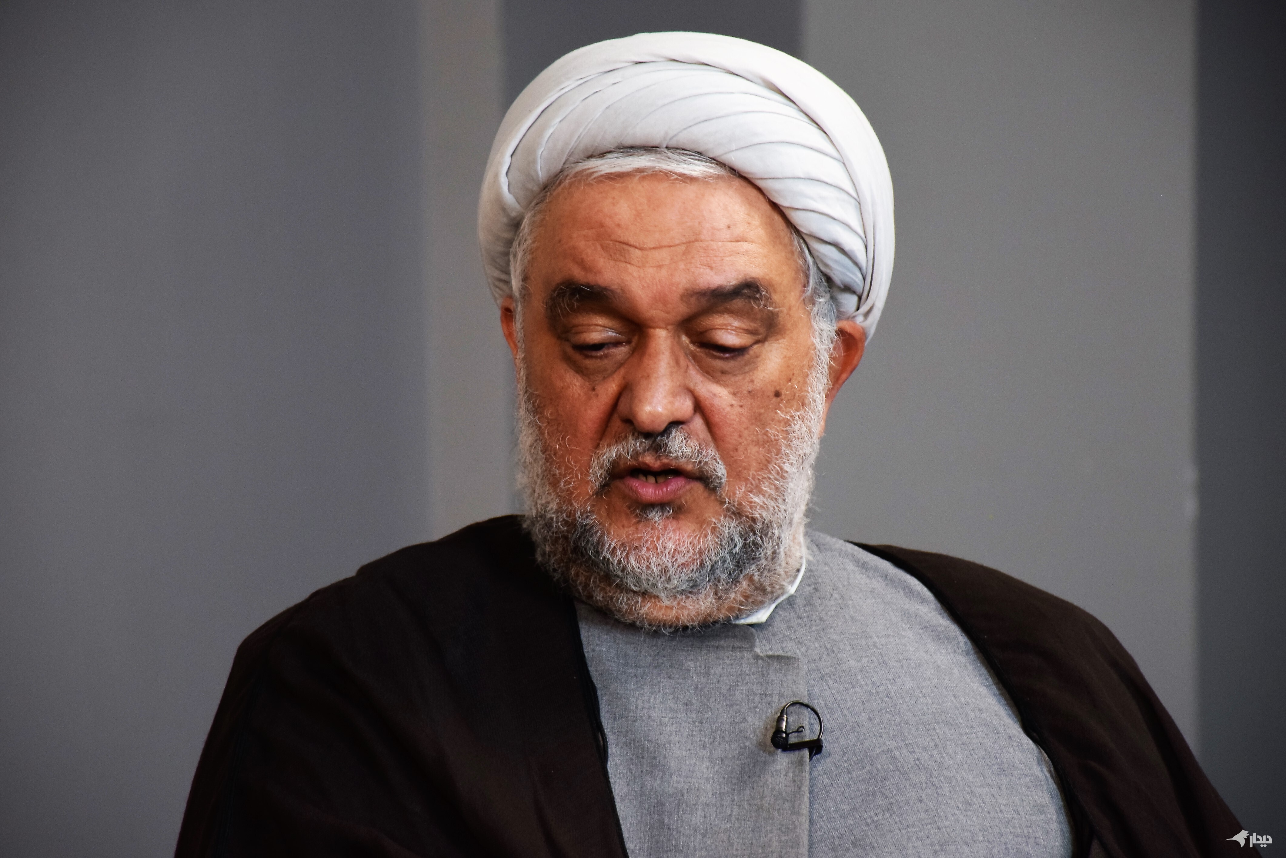 زیباکلام: رفیق‌دوست در برخی از ادعا‌های اخیر، خالی‌بندی کرد!/ امیری‌فر: احمدی‌نژاد گفت؛ کروبی و خاتمی را اعدام کنید، همه مشکلات حل می‌شود