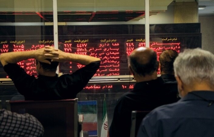 پایان تلخ بورس در ۱۴۰۳/ سرمایه‌گذاران در شک و تردید ماندند