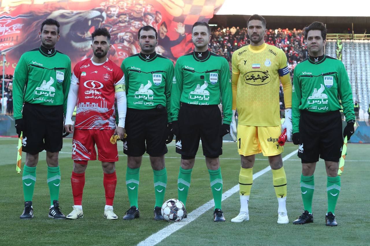 گزارش زنده: پرسپولیس ۱ - ۰ استقلال/ وقتی دورسون راضی به دادن پنالتی نبود! +ویدیو