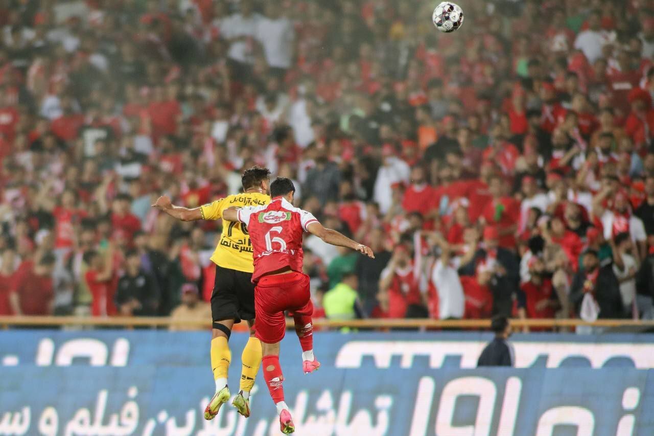 نمایندگان پرسپولیس و سپاهان احضار شدند نمایندگان پرسپولیس و سپاهان احضار شدند
