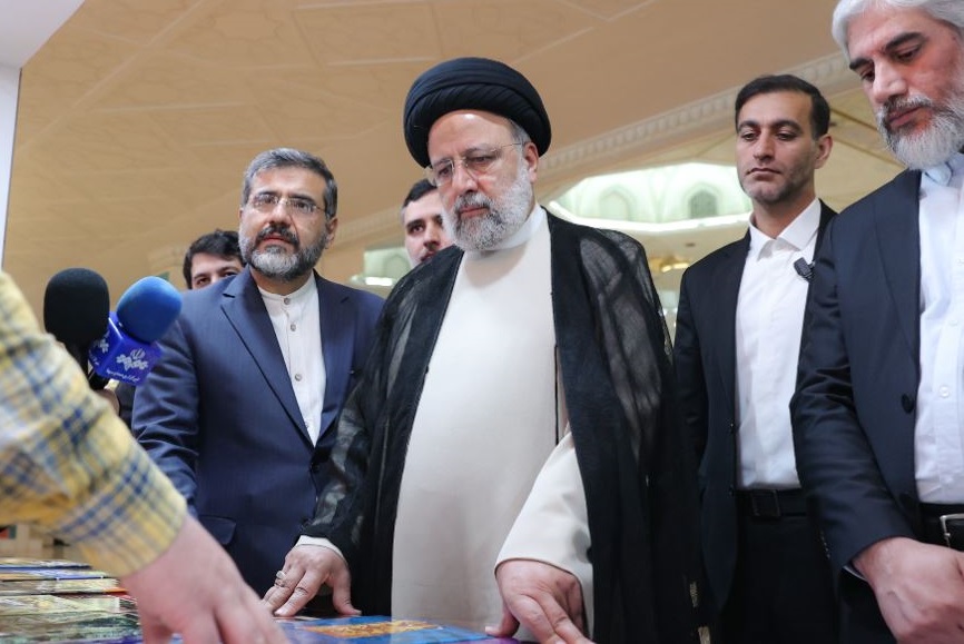 رئیسی در نمایشگاه کتاب تهران: به غزه توجه کنید